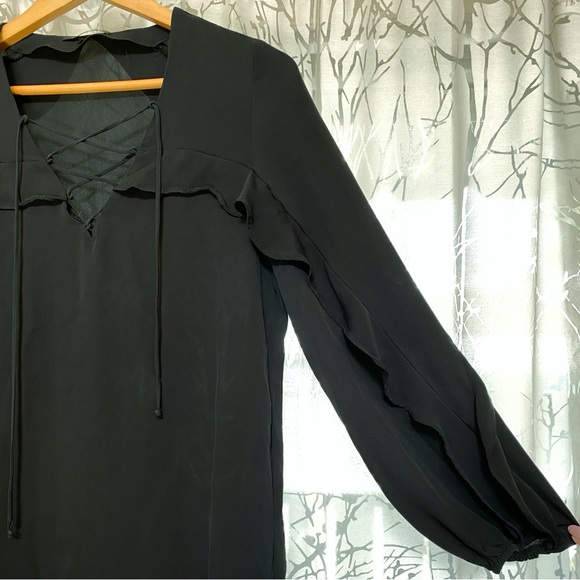 KOBI HALPERIN black Lace Up v-neck Ruffle Trim long sleeve Silk Blouse top - Picture 3 of 7